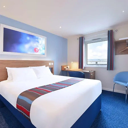 Travelodge Dublin Airport South-2
